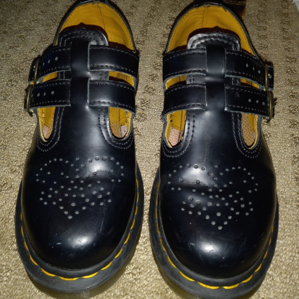 Dr. Martens Maryjanes size 7
